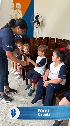 Capela com a turma do Pr So Paulo da Cruz